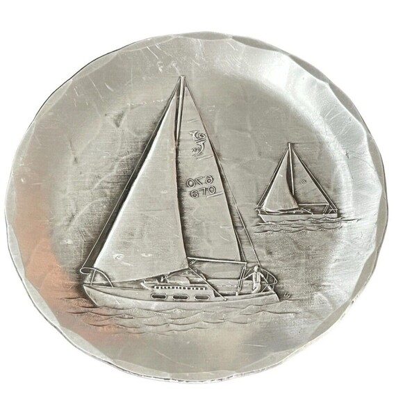 Vintage Wendell August Forge Hammered 4.5" W Art Coaster Plate Sailboats Boats - Picture 1 of 4